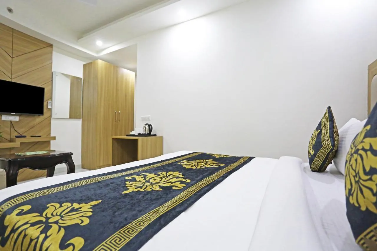 Hotel Decent Suites - Delhi Airport New Delhi India