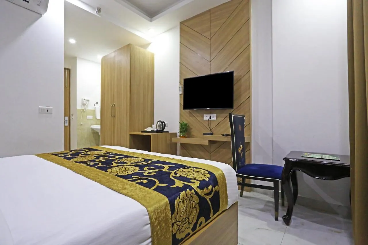 ****  Hotel Decent Suites - Delhi Airport New Delhi India