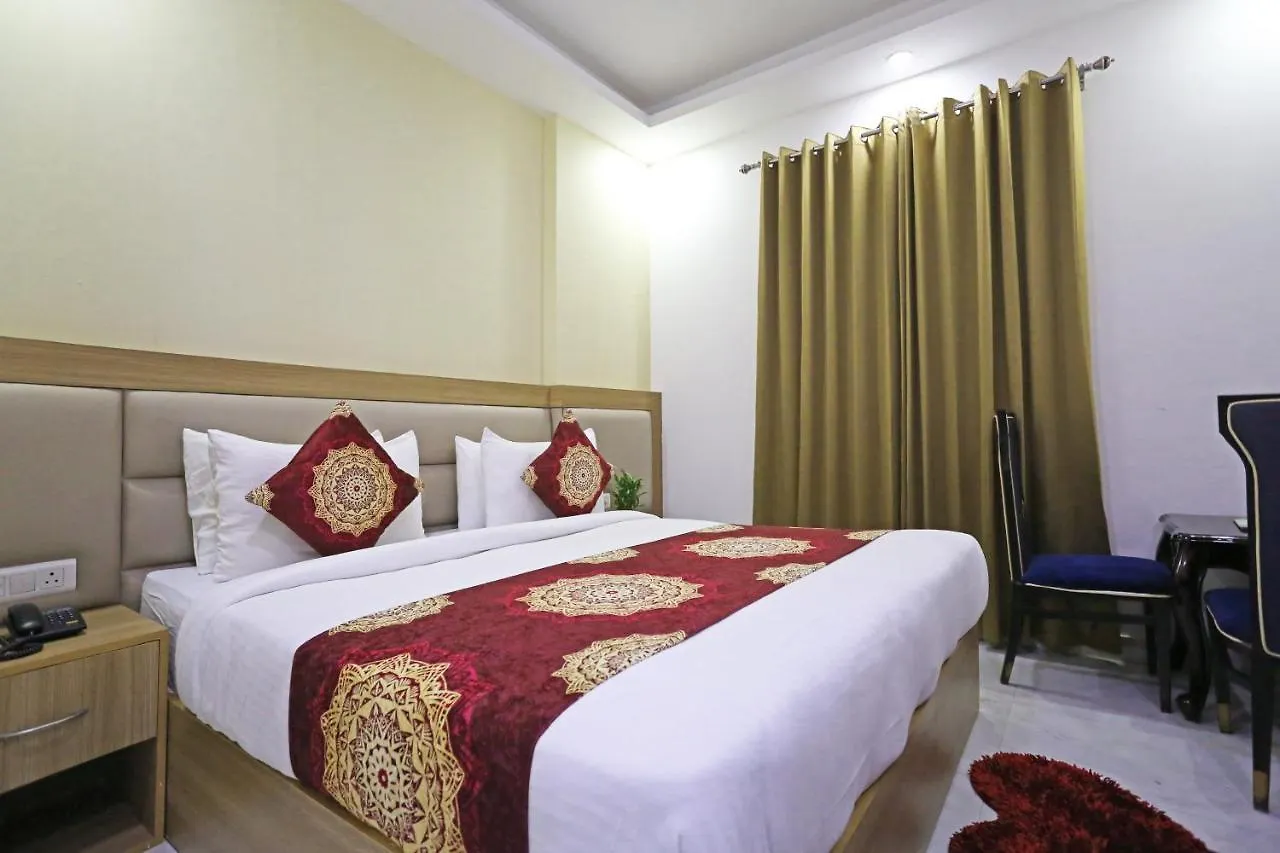 Hotel Decent Suites - Delhi Airport New Delhi